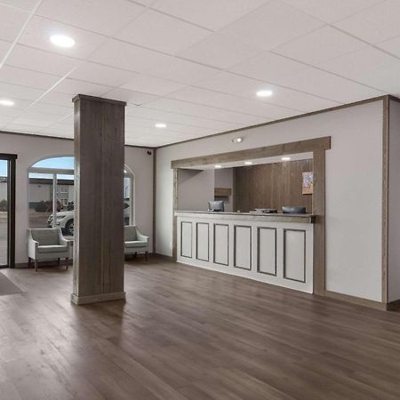 Econo Lodge Scottsbluff Bagian luar foto