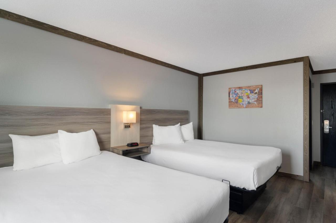 Econo Lodge Scottsbluff Bagian luar foto