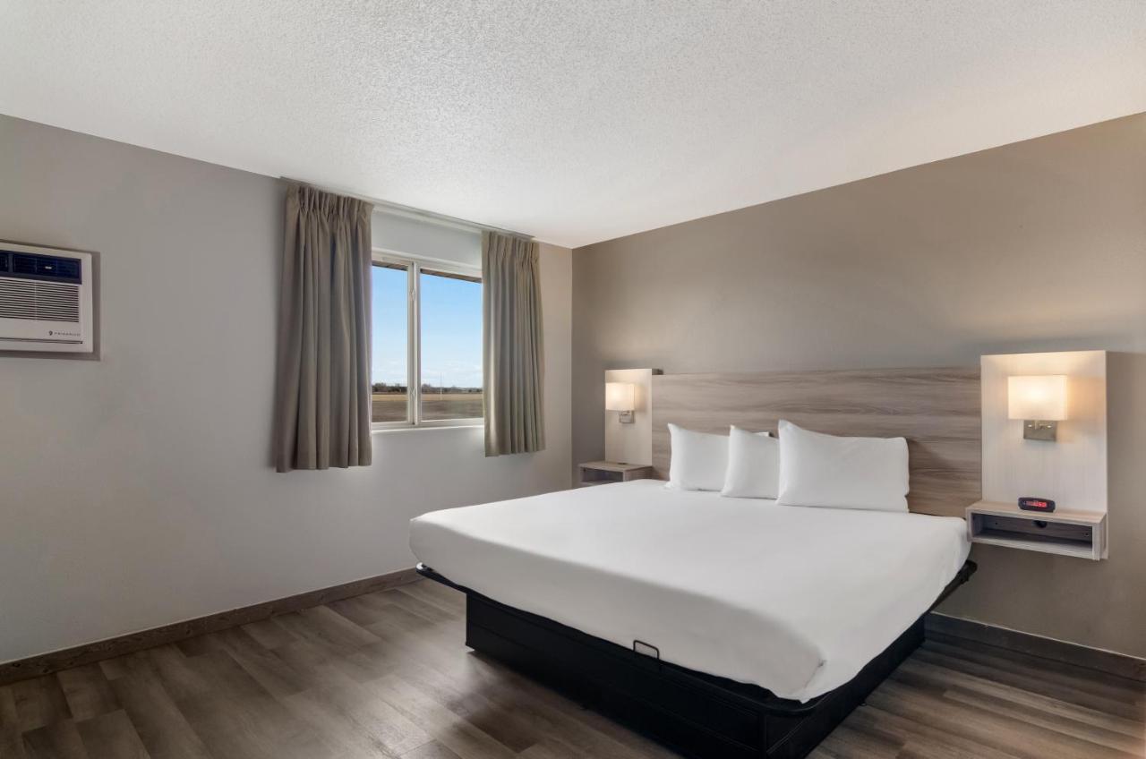 Econo Lodge Scottsbluff Bagian luar foto