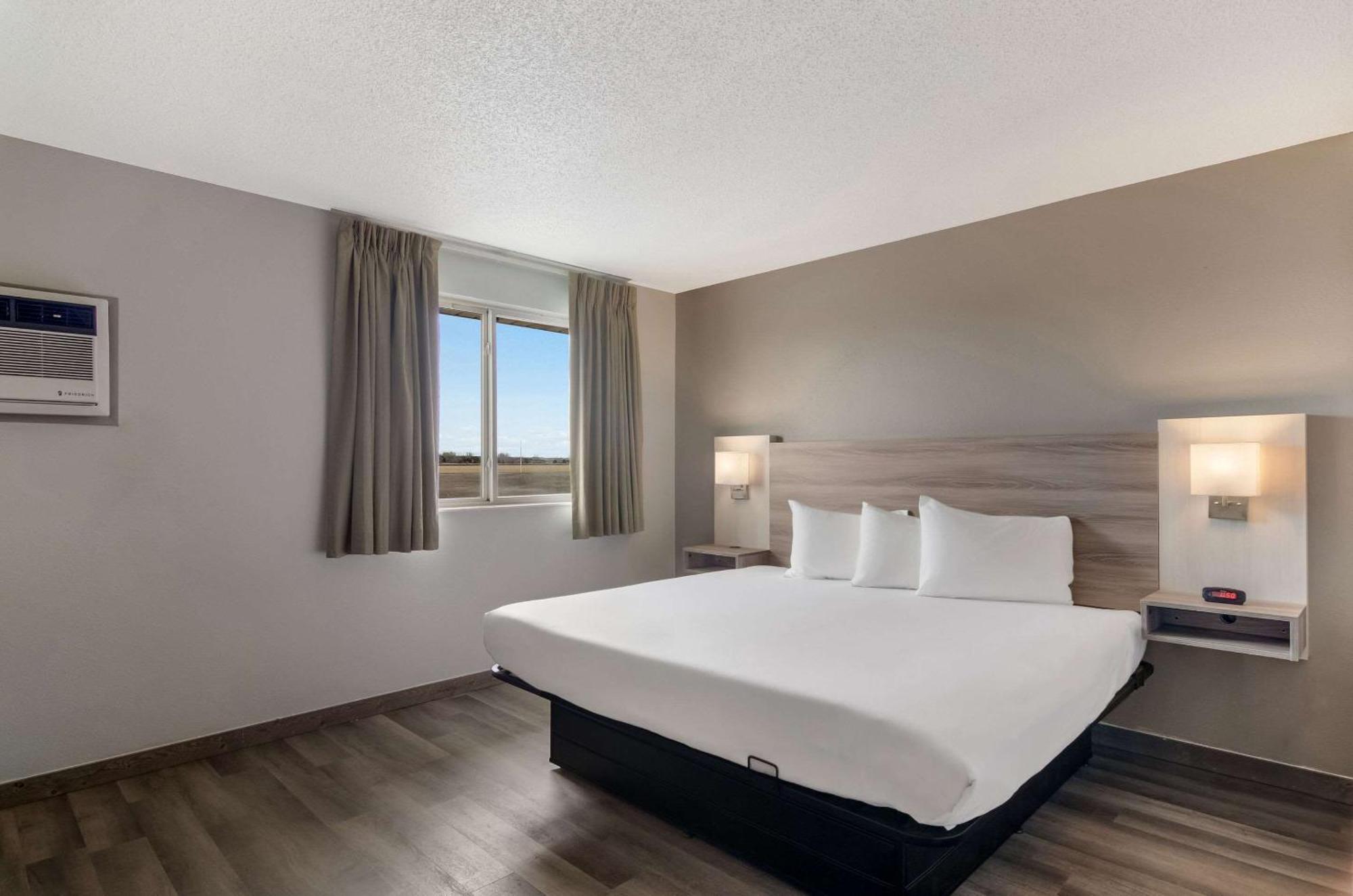 Econo Lodge Scottsbluff Bagian luar foto
